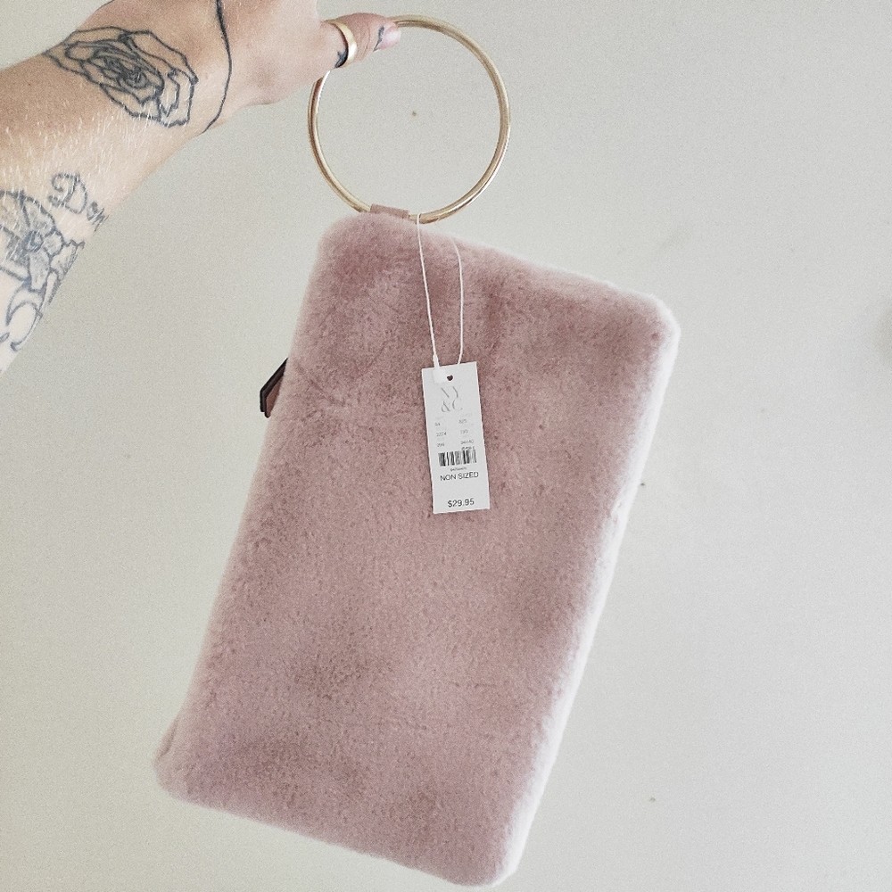 NY&C fluffy clutch